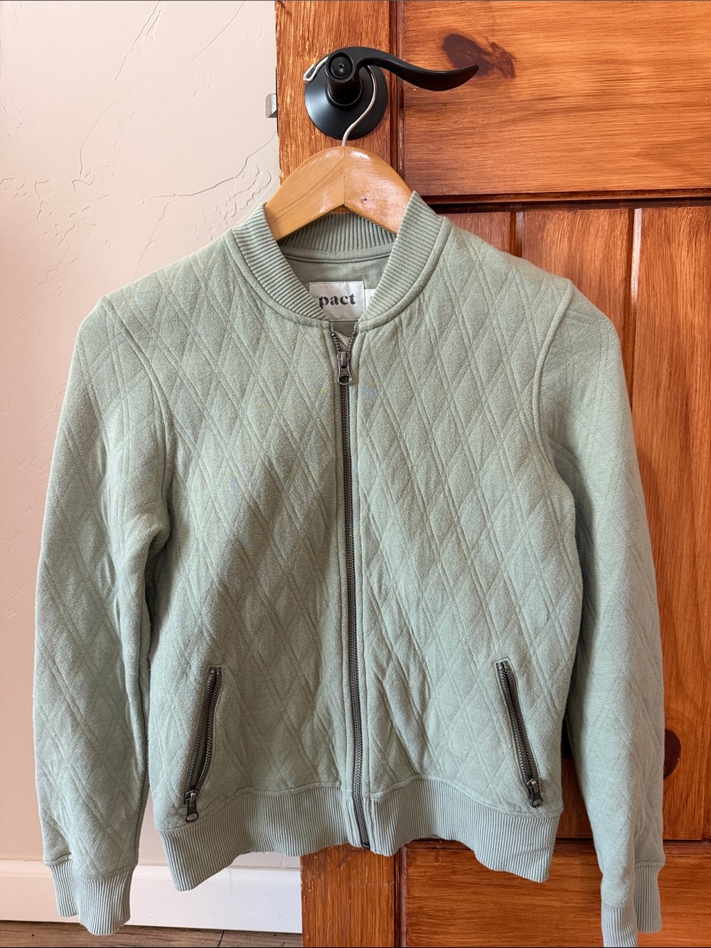 Pact Organic Cotton Quilted Bomber Jacket | Sage Green Full Zip XS